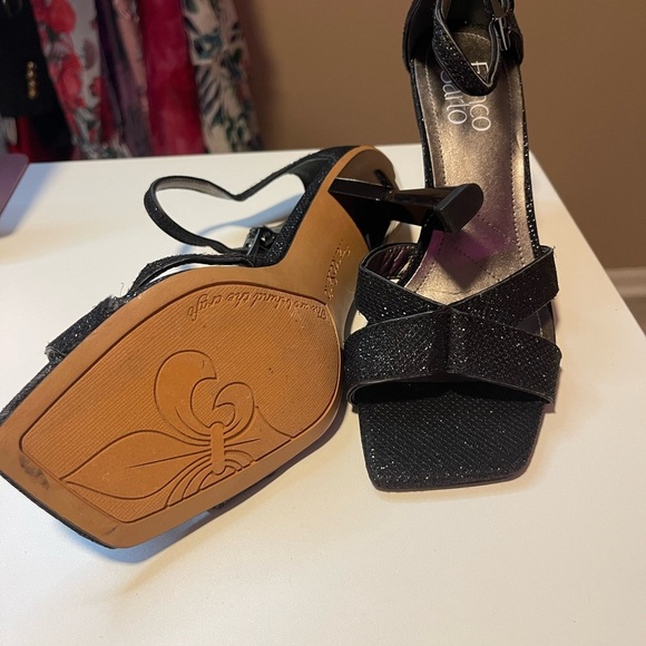 Franco Sarto Elegant Black Strappy Heels - Picture 2 of 2